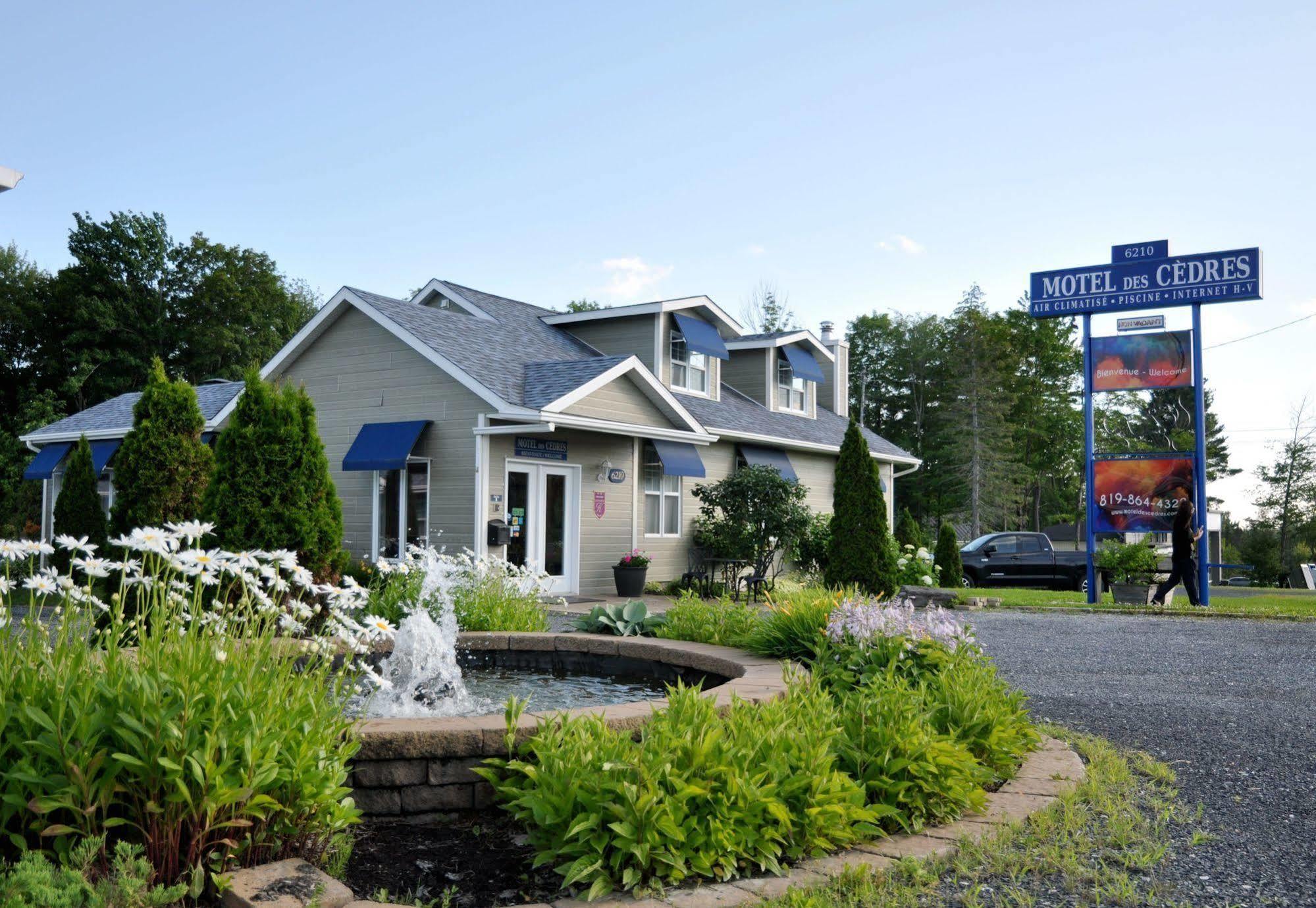 Motel des Cèdres Sherbrooke Esterno foto