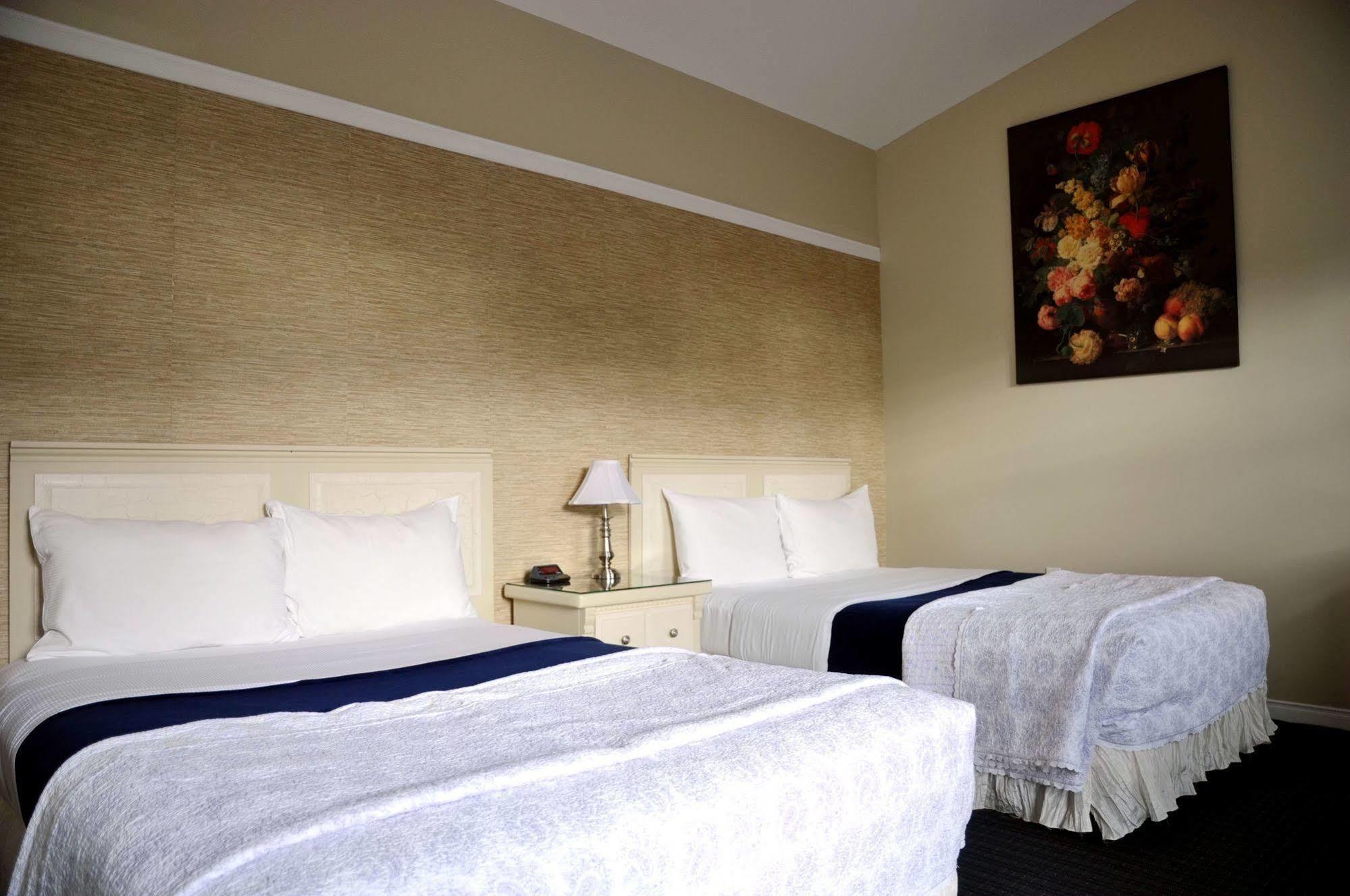 Motel des Cèdres Sherbrooke Esterno foto